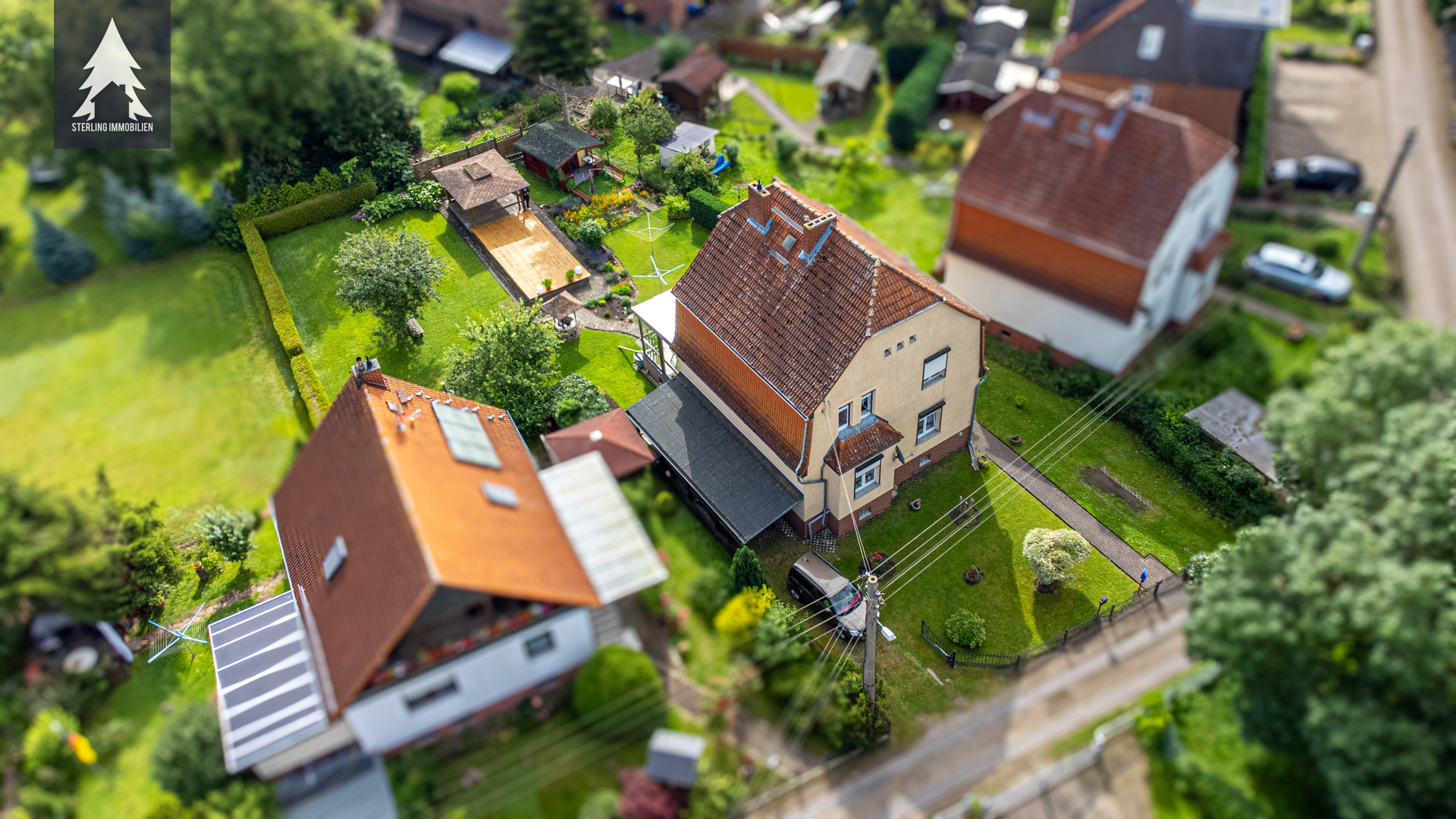 Haus und Grundstück